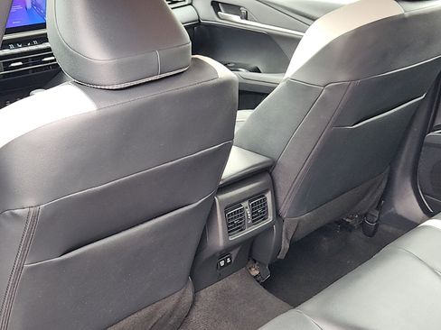 Certified 2025 Toyota Camry SE image 23