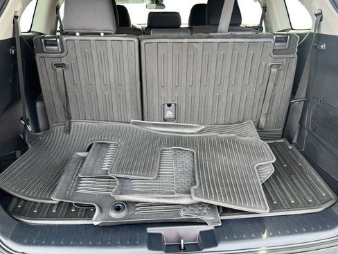 Certified 2024 Toyota Highlander LE image 19