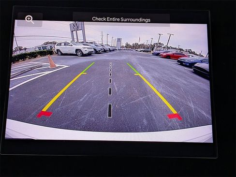 Used 2023 Jeep Grand Cherokee Altitude image 23