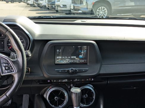 Used 2017 Chevrolet Camaro LT image 15