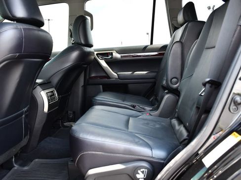 Used 2018 Lexus GX 460 Premium AWD/4WD image 23