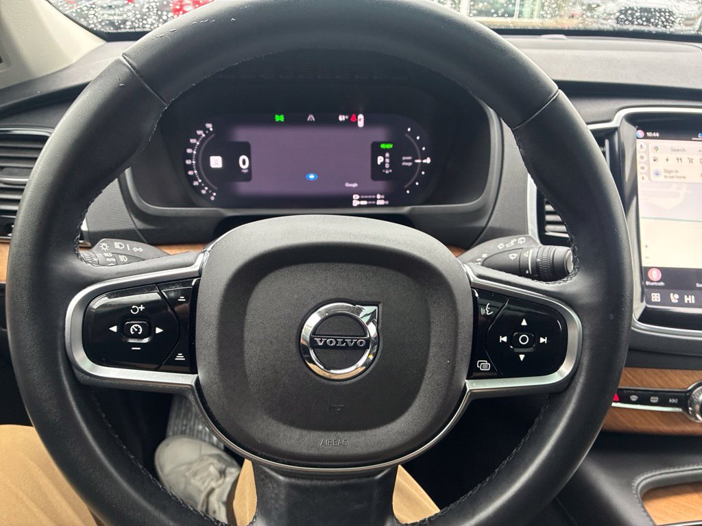 Certified 2024 Volvo XC90 T8 Plus w/ Protection Package Premier AWD/4WD image 16