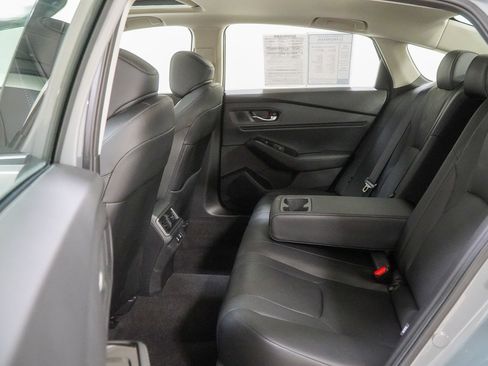 Used 2024 Honda Accord Touring image 39