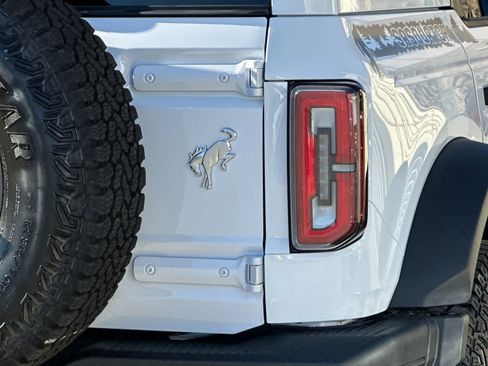 New 2025 Ford Bronco Badlands w/ Sasquatch Package image 33