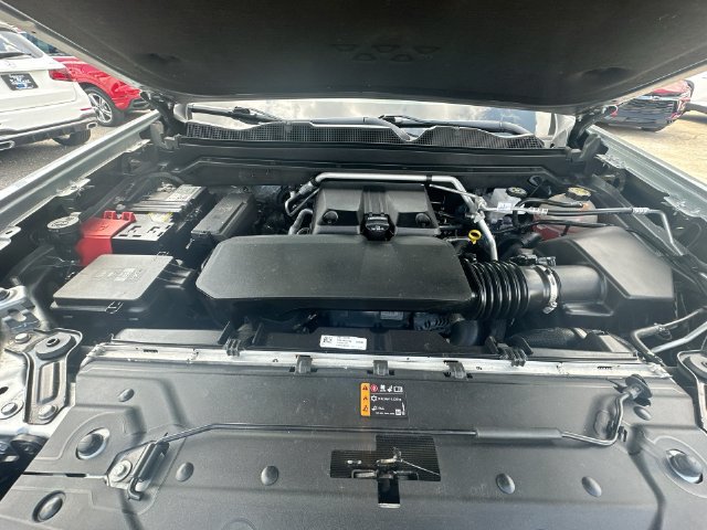 Used 2023 Chevrolet Colorado Z71 AWD/4WD image 40