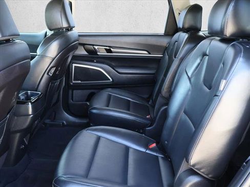 Used 2025 Kia Telluride S AWD/4WD image 26