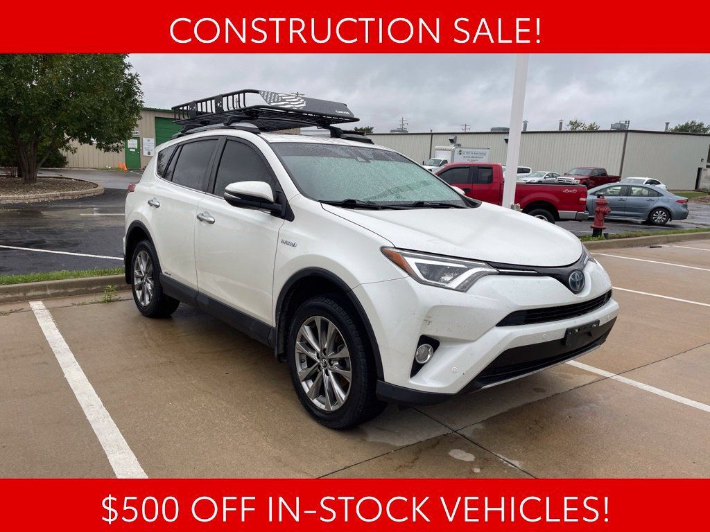 Used 2018 Toyota RAV4 Limited AWD/4WD image 1