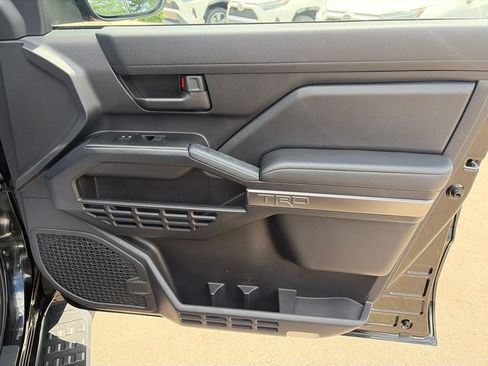 Used 2026 Toyota 4Runner TRD Off-Road Premium AWD/4WD image 12