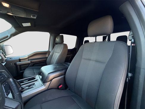 Used 2017 Ford F150 XLT w/ Equipment Group 302A Luxury image 21