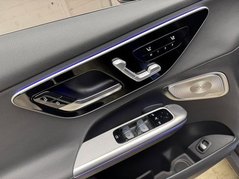 New 2026 Mercedes-Benz GLC 300 GLC 300 image 11