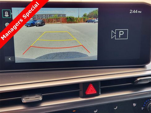 New 2025 Kia Sorento LX image 11