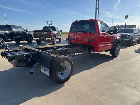 New 2026 Ford F550 4x4 Regular Cab Super Duty image 5