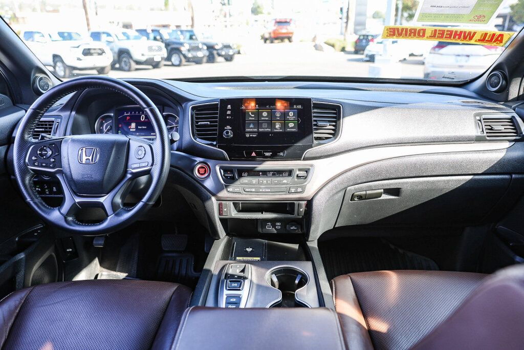 Used 2024 Honda Passport EX-L image 2
