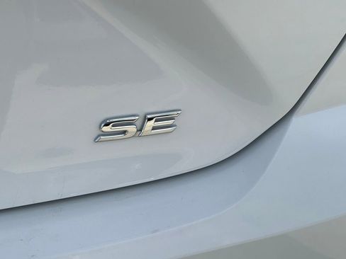 Certified 2025 Toyota Camry SE FWD image 13