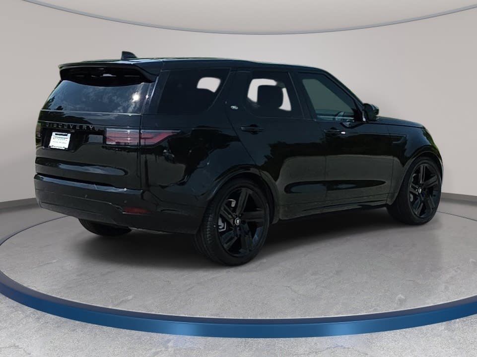 Certified 2025 Land Rover Discovery Dynamic SE AWD/4WD image 5