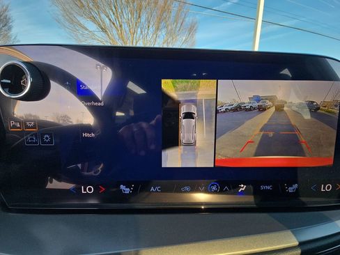 New 2026 Chevrolet Traverse LT image 22