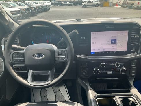 New 2026 Ford F250 Lariat w/ Black Appearance Package AWD/4WD image 20