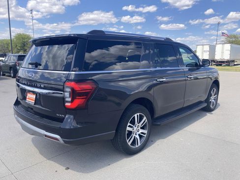 Used 2024 Ford Expedition Max Limited AWD/4WD image 5