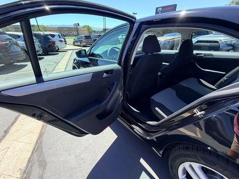 Used 2018 Volkswagen Jetta S FWD image 19