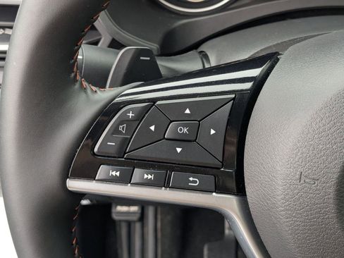 Used 2025 Nissan Altima 2.5 SR image 19