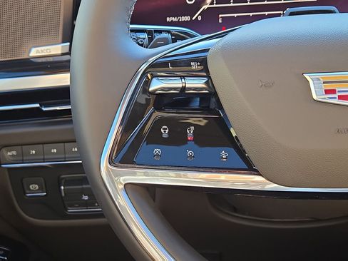 New 2026 Cadillac Escalade Luxury w/ Touring Package image 21