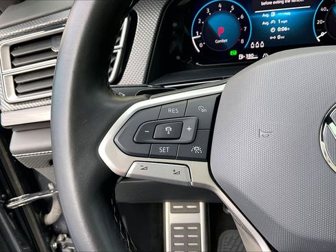 Certified 2024 Volkswagen Atlas Cross Sport SEL Premium R-Line image 18