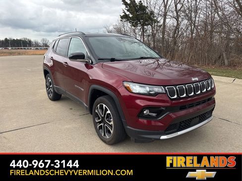 Used 2022 Jeep Compass Limited image 11