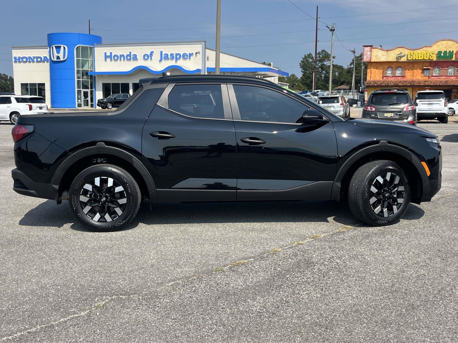 Used 2026 Hyundai Santa Cruz SEL AWD/4WD image 2