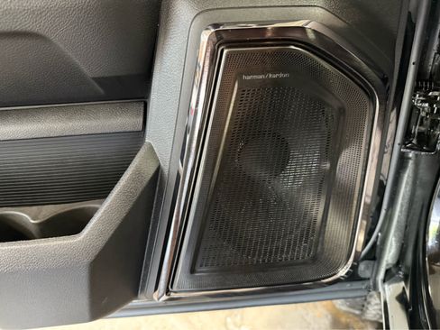 Used 2025 RAM 2500 Limited image 11