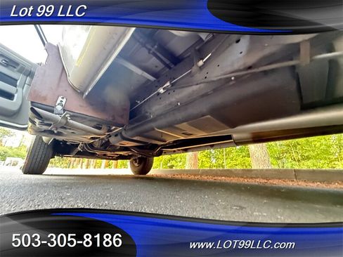 Used 2009 Ford E-350 and Econoline 350 Extended Super Duty RWD image 50