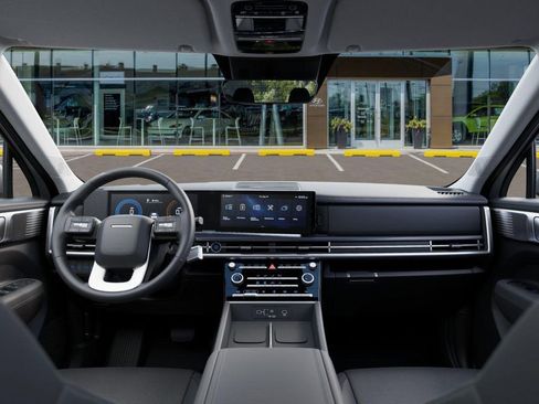 New 2026 Hyundai Santa Fe SE image 11