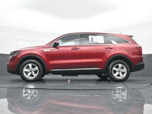 Used 2021 Kia Sorento LX image 17