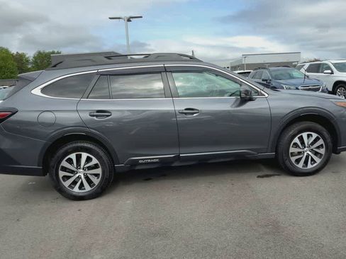 Used 2022 Subaru Outback Premium w/ Popular Package #1 AWD/4WD image 9