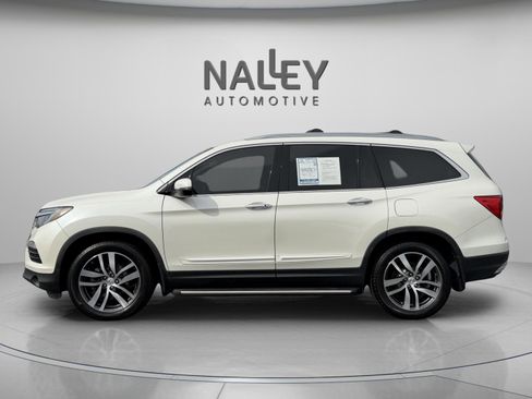 Used 2018 Honda Pilot Touring image 3
