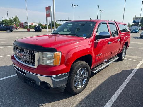 Used 2011 GMC Sierra 1500 SLE w/ Power Tech Package RWD image 1