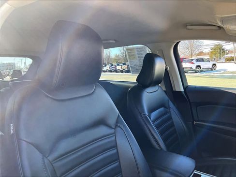 Used 2024 Ford Edge SEL image 22