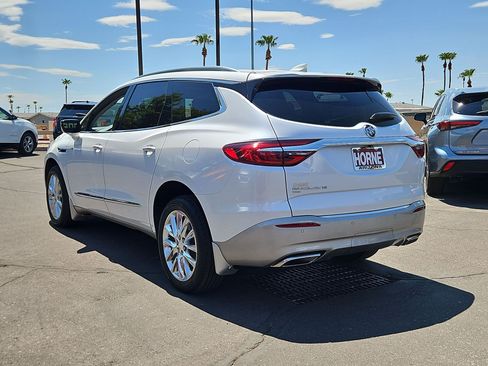 Used 2021 Buick Enclave Premium w/ Sun and Sites Package AWD/4WD image 7