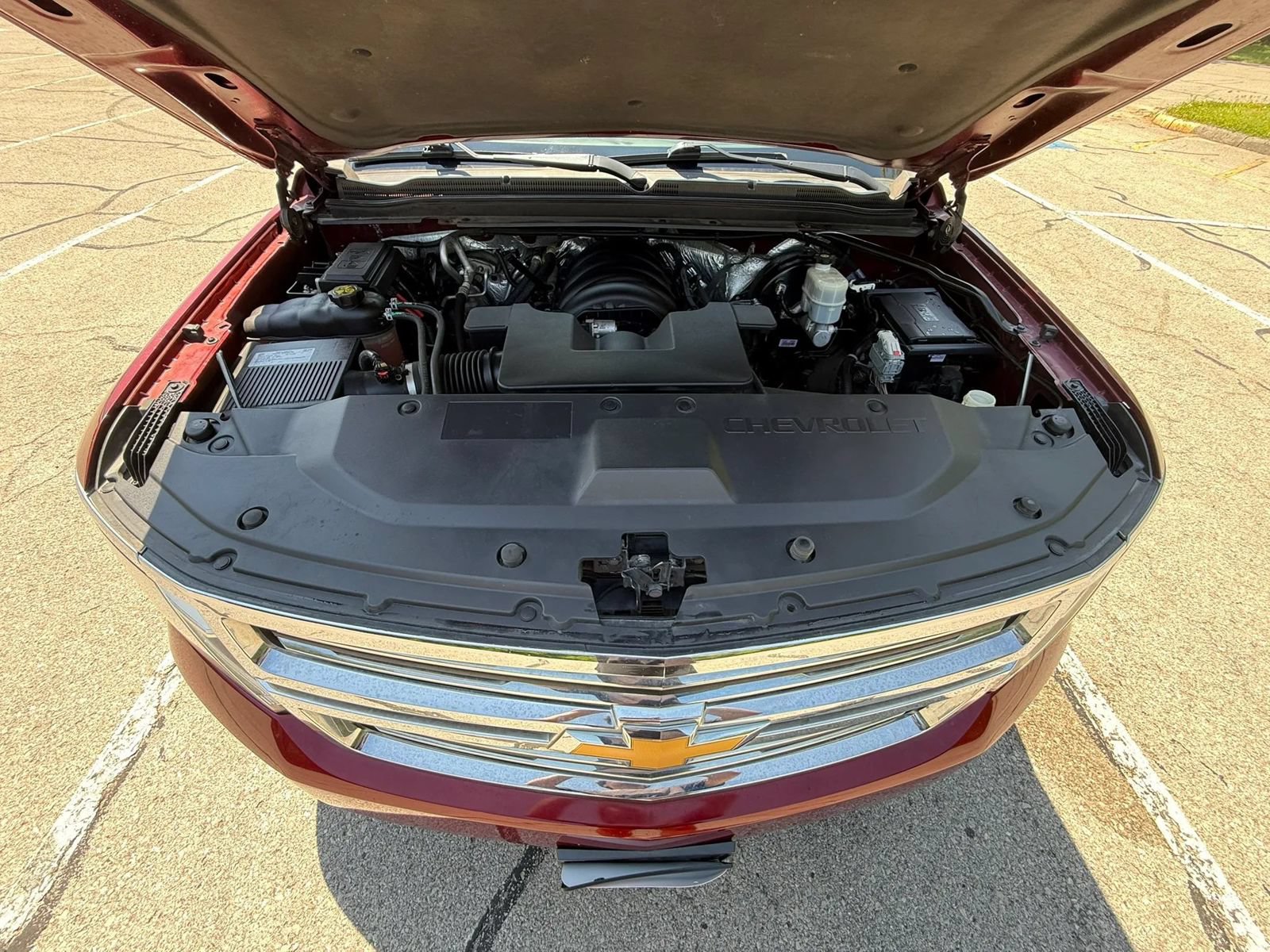 Used 2016 Chevrolet Suburban LTZ RWD image 9