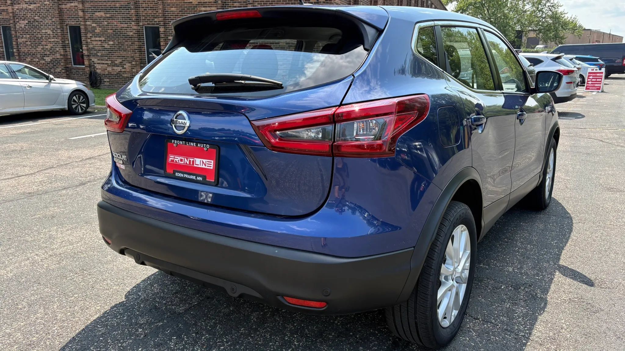 Used 2022 Nissan Rogue Sport S FWD image 10