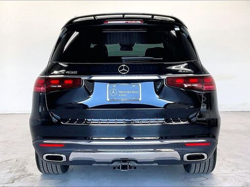New 2026 Mercedes-Benz GLS 450 4MATIC image 4