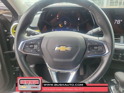 Used 2024 Chevrolet Trax LT w/ Driver Confidence Package FWD image 19