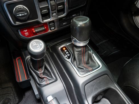 Used 2020 Jeep Gladiator Rubicon image 26