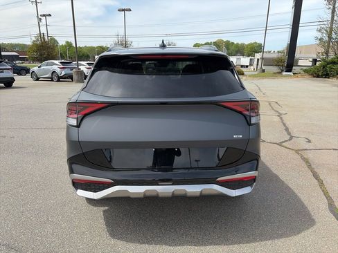 Used 2025 Kia Sportage SX Prestige image 3