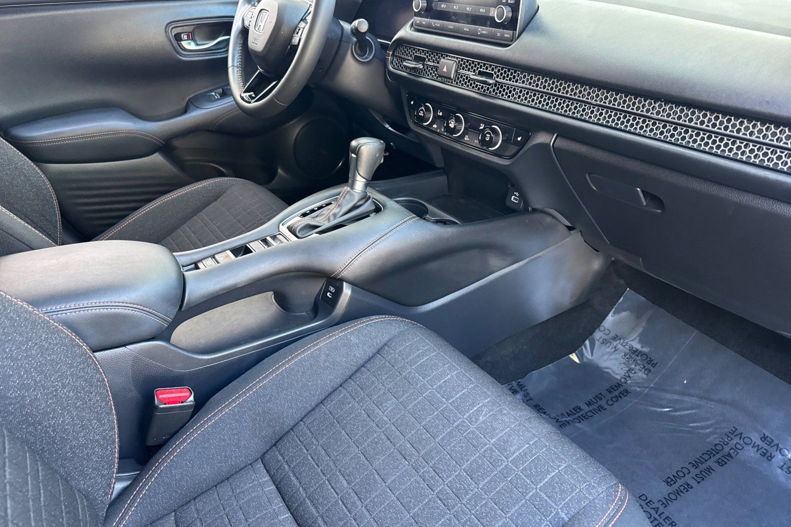 Used 2025 Honda HR-V Sport image 33