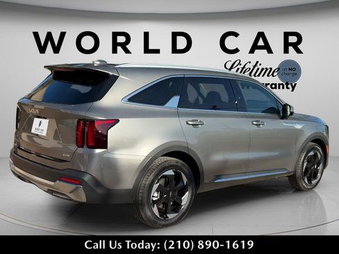 New 2026 Kia Sorento EX FWD image 3