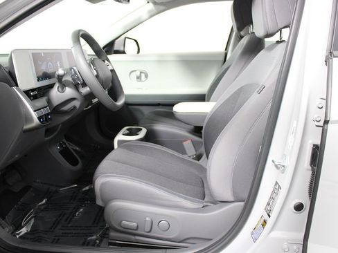 Used 2024 Hyundai Ioniq 5 SE image 8