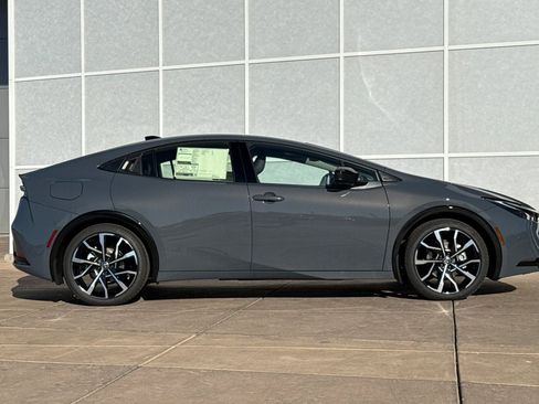 New 2026 Toyota Prius Plug-In Hybrid image 3