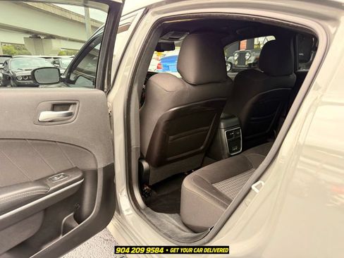 Used 2019 Dodge Charger Scat Pack RWD image 31