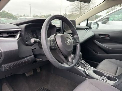 Used 2024 Toyota Corolla LE image 8