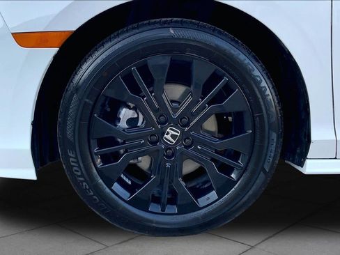 Used 2025 Honda Odyssey Sport-L image 11